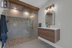 Ensuite Bath - 