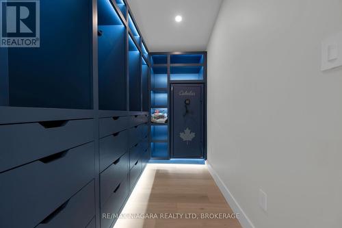 Walk-in Closet - 11809 Sideroad 18, Wainfleet (Lakeshore), ON 