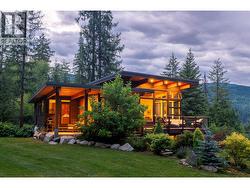 4135 Kays Road Nelson, BC V1L 6V9