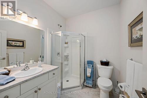32 Charter Creek Court, St. Thomas, ON - Indoor Photo Showing Bathroom