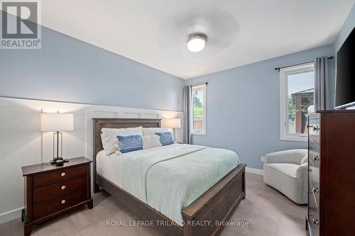 32 Charter Creek Court, St. Thomas, ON - Indoor Photo Showing Bedroom