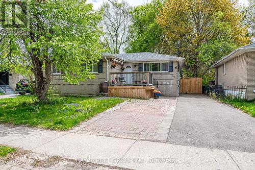 BSMT - 99 CHERRYWOOD DRIVE , Newmarket, Ontario L3Y 2X6 2