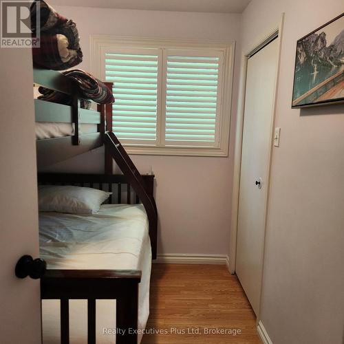 21 Ivy Lane, Tiny, ON 