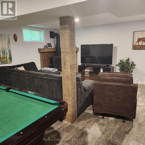 21 Ivy Lane, Tiny, ON 