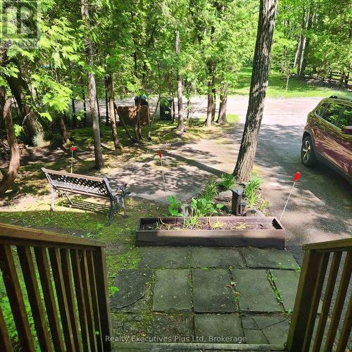 21 Ivy Lane, Tiny, ON 
