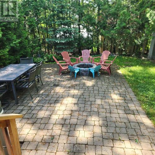 21 Ivy Lane, Tiny, ON 