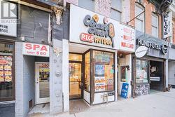 582 YONGE STREET Toronto, ON M4Y 1Z3