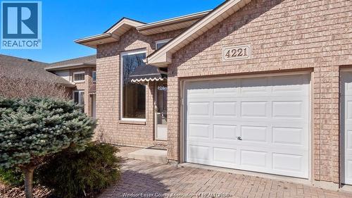 4221 Stagecoach, Windsor, ON 