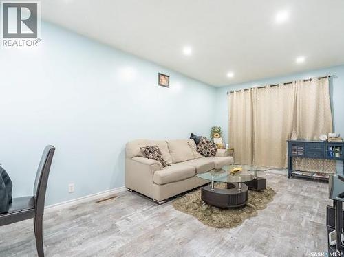 1827 Quebec Street, Regina, SK 