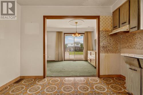 34 Windrush Crescent, Hamilton, ON 