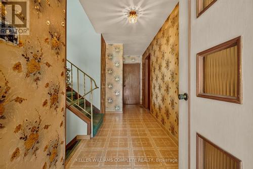 34 Windrush Crescent, Hamilton, ON 
