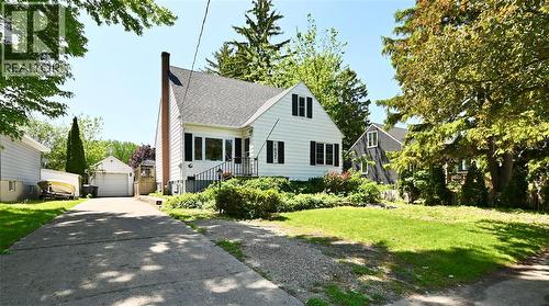 1031 WILLA DRIVE  Sarnia, ON N7S 1S8