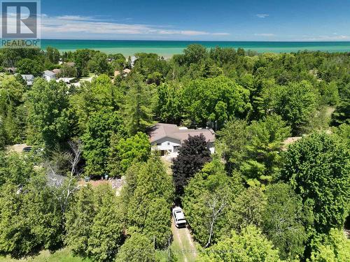 6386 VICTORIA AVENUE  Lambton Shores, ON N0N 1J2