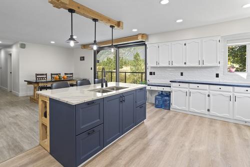 730 Canyon-Lister Road, Lister, BC 