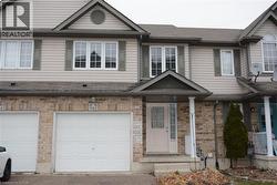 982 CREEKSIDE Drive Waterloo, ON N2V 2W5