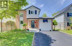 32 ENFIELD Drive  Cambridge, ON N1P 1A5