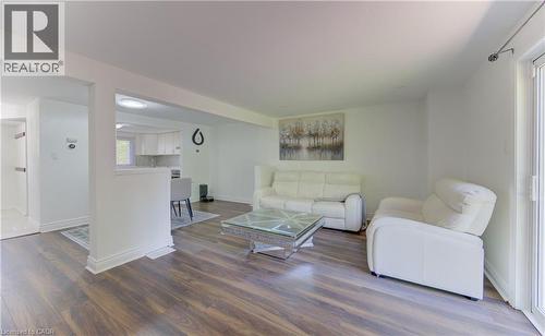 32 Enfield Drive, Cambridge, ON - Indoor