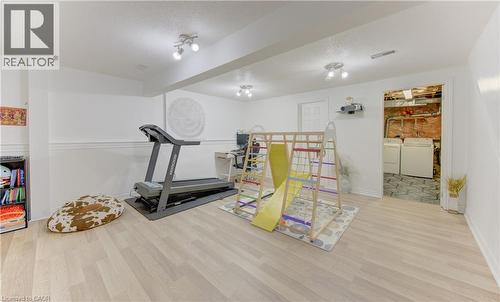 32 Enfield Drive, Cambridge, ON - Indoor Photo Showing Gym Room