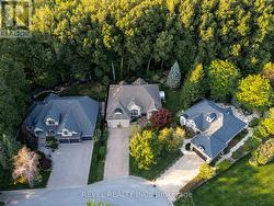 15 MANSFIELD DRIVE Pelham, ON L0S 1C0