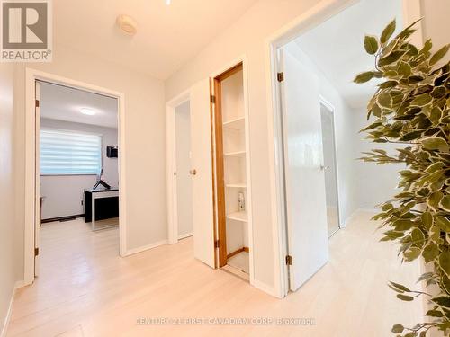 8 Poplar Crescent, London South (South X), ON - Indoor Photo Showing Other Room