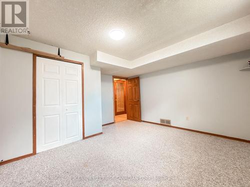 8 Poplar Crescent, London South (South X), ON - Indoor Photo Showing Other Room