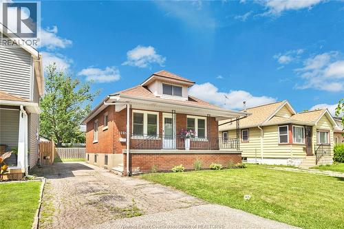 1209 CURRY AVENUE  Windsor, ON N9B 2C8