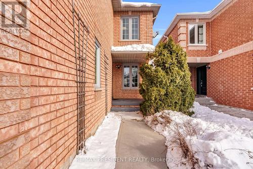 7031 Graydon Court, Mississauga, ON 