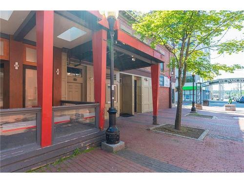 831 Main St, Moncton, NB 