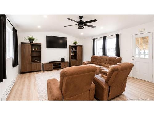 1245 St Theresa Cres, Bathurst, NB 