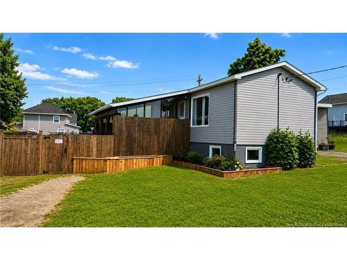 1245 St Theresa Cres, Bathurst, NB 