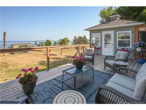 245 Saint-Pierre E Blvd, Caraquet, NB 