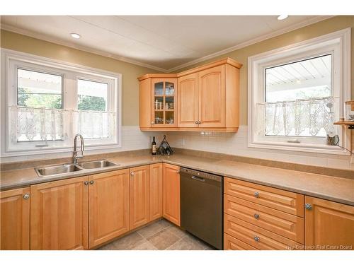 245 Saint-Pierre E Blvd, Caraquet, NB 