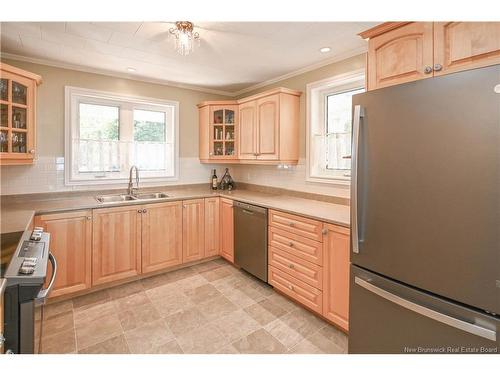 245 Saint-Pierre E Blvd, Caraquet, NB 