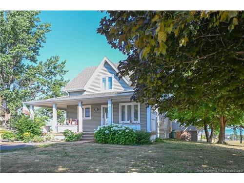 245 Saint-Pierre E Blvd, Caraquet, NB 
