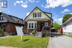 248 MITCHELL AVENUE Oshawa (Central), ON L1H 2V6