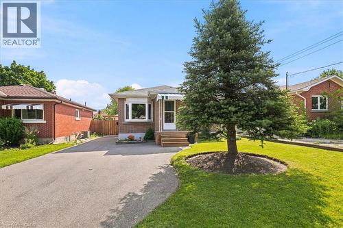 472 Highland Road E, Kitchener, ON 