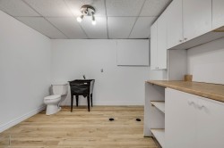 Powder room - 
