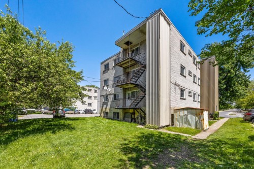 Face arrière - 340 Av. Ampère, Laval (Laval-Des-Rapides), QC - Outdoor