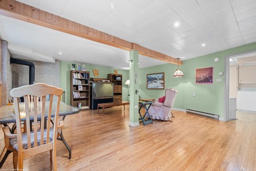 Family Room - 87 6E Rue, Laval (Laval-Des-Rapides), QC 