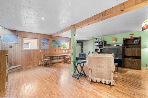 Family Room - 87 6E Rue, Laval (Laval-Des-Rapides), QC 