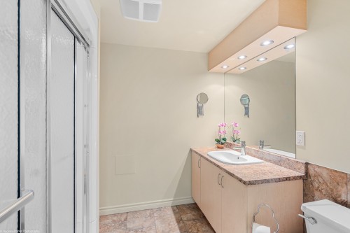 Bathroom - 87 6E Rue, Laval (Laval-Des-Rapides), QC 