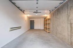 Garage - 