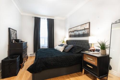 Master Bedroom - 5724 Rue St-Urbain, Montréal (Le Plateau-Mont-Royal), QC - Indoor Photo Showing Bedroom
