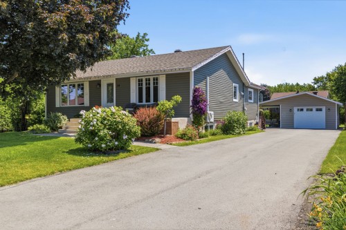 Front of Structure - 24 Rue Lanctôt, Saint-Constant, QC 