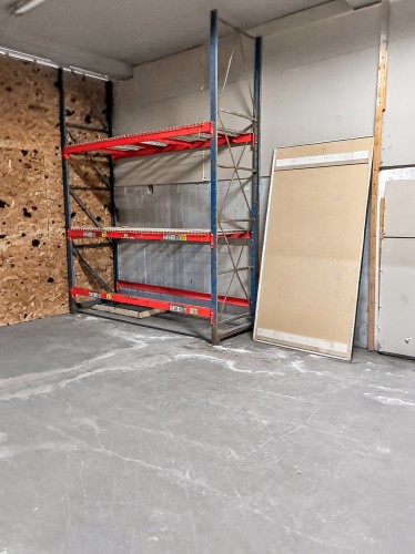 Entrepôt - 127 Av. Turcotte, Québec (Les Rivières), QC - Indoor Photo Showing Garage