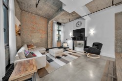Salon - 