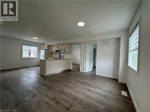 119 Highriver Trail Unit# Main, Welland, ON - Indoor