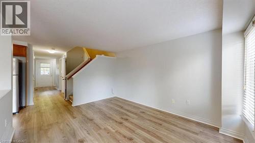 980 Creekside Drive, Waterloo, ON - Indoor