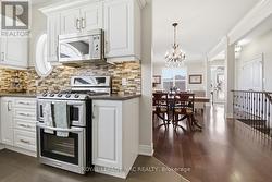 Gas Stove, Built In Microwave - 