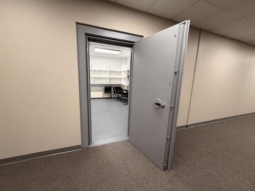 5516 Industrial Rd, Drayton Valley, AB 